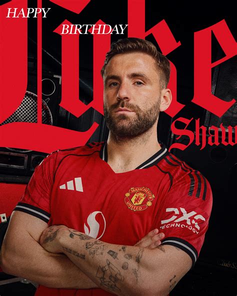 Luke Shaw ünnepli a gyors gólt