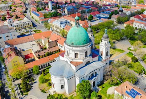 A párizsi és marseille-i városképek összehasonlítása