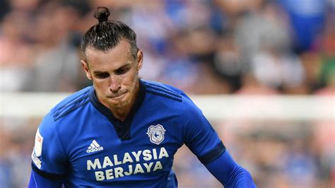 Gareth Bale a Cardiff City edzőközpontjában
