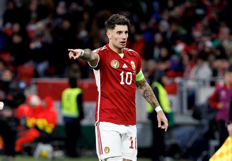 Szoboszlai Dominik a magyar válogatott mezében a gólöröm pillanatában