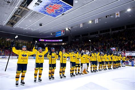 A HC Motor Zaporizhzhia játékosai Hummel mezekben