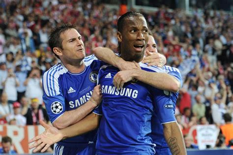 Legendás Chelsea játékosok, mint Didier Drogba és Frank Lampard