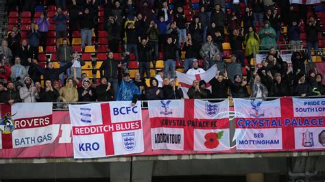 Angol labdarúgó szurkolók