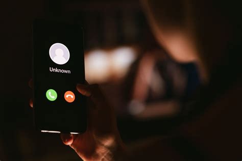 Rejtett számról érkező hívás a telefonon