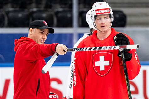 Patrick Fischer és Jan Cadieux, a svájci jégkorong-válogatott edzői