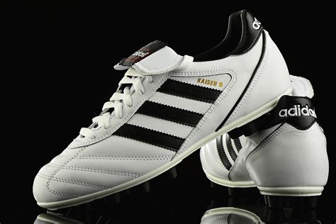 Adidas Kaiser 5 Liga focicipő