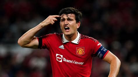 Harry Maguire védekezés közben