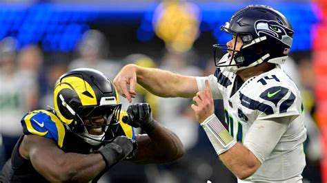 Seattle Seahawks és Los Angeles Rams védőfal küzdelem