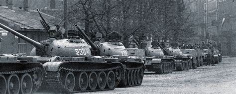 Szovjet tankok Budapest utcáin 1956-ban