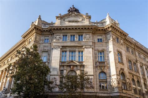 A Magyar Nemzeti Bank épülete a 20. század első felében