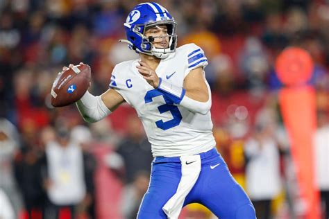 Quarterback passzol a labdával