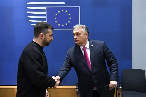 Kézfogás mint a megbékélés szimbóluma