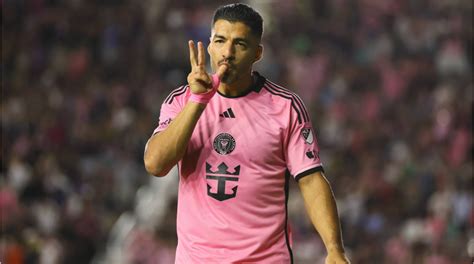 Luis Suárez gólt szerez az Inter Miami színeiben