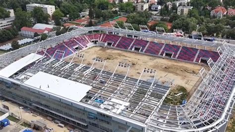 A stadion tetőszerkezetének részlete