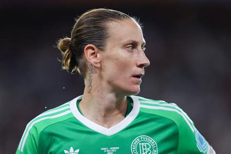 A német kapus, Ann-Katrin Berger a 2025-ös UEFA Női EB negyeddöntőn
