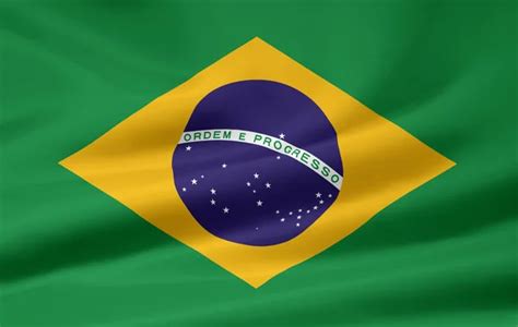 Brazília zászlaja és egy női futballista sziluettje
