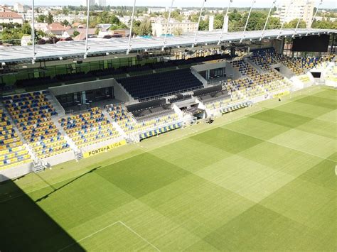 DAC szurkolók a MOL Aréna lelátóján egy rangadón
