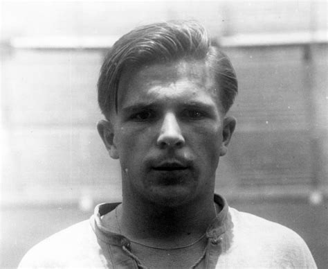 Orosz Ferenc fiatalon, futballozás közben