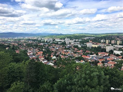 Miskolc látképe és a városfejlesztési tervek szimbólumai