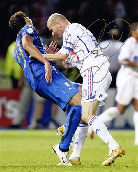 Zinedine Zidane és Marco Materazzi a 2006-os világbajnoki döntőn