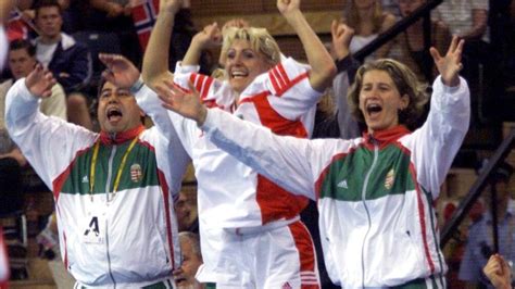 Rácz Mariann a Vasas csapatával