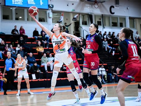 Sopron Basket és NKA Universitas Pécs kosárlabda mérkőzés