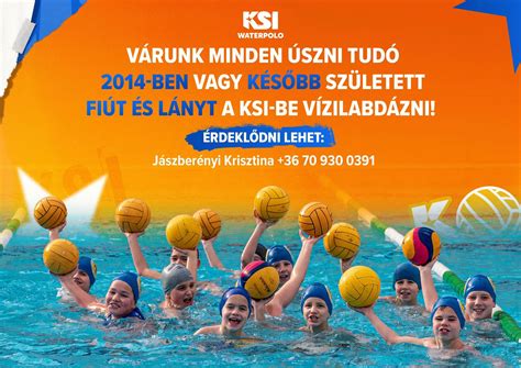 Gyerekek vízilabda edzésen az uszodában