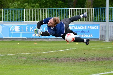 A kapusok magányos szerepe a futballpályán