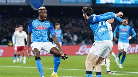 A Napoli csapata ünneplés közben