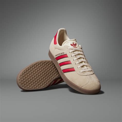 Manchester United hivatalos adidas zokni