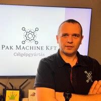 Pákozdi László fiatal ökölvívóként a Ceglédi Vasutas SE színeiben