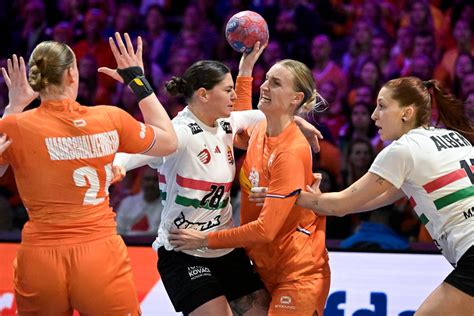 Golovin Vlagyimir, a magyar női kézilabda-válogatott szövetségi kapitánya