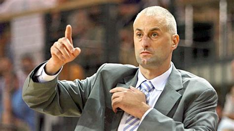 Sztojan Ivkovics a kispadon