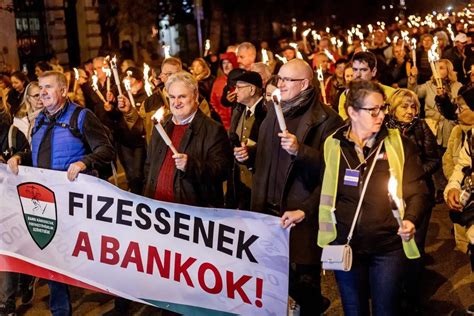 Labdafedezés közel lévő védővel szemben