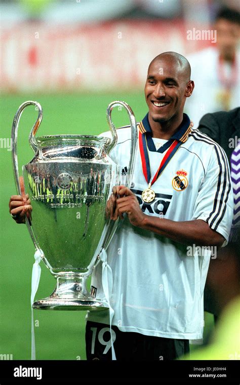Nicolas Anelka Real Madrid mezben