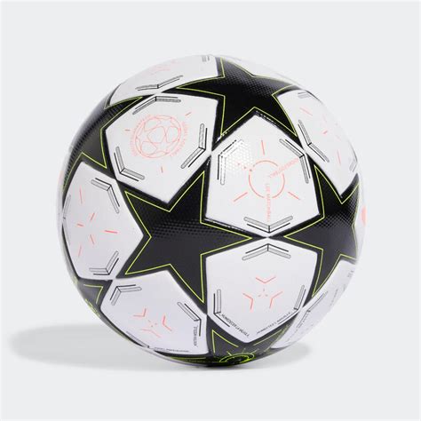 Futball-labda karbantartása