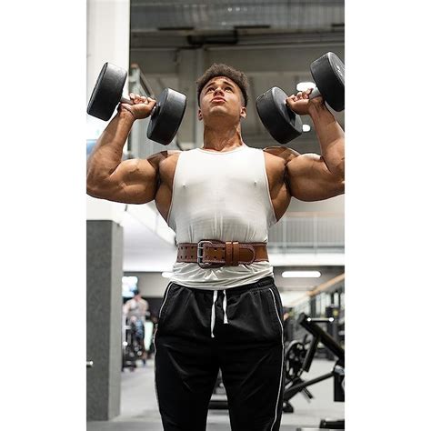 Súlyemelő edzőterem