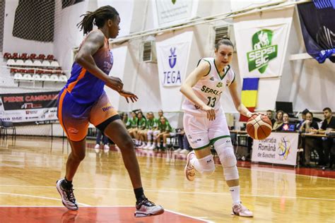 Nemzeti Sport címlapja 2001. november 20-án a kosárlabda botrányról