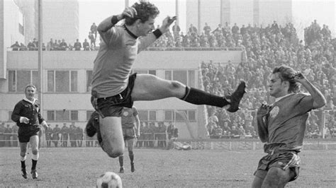 Ebedli Zoltán akcióban a Ferencváros mezében