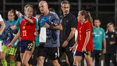 A spanyol női válogatott játékosai tiltakoznak