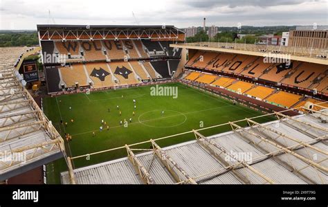 A Molineux Stadion látképe meccs közben
