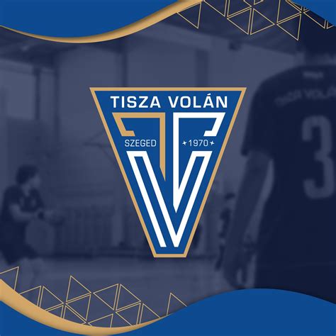 A Tisza Volán SC edzői gárdája egy közös fényképen