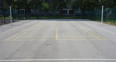 Röplabda pálya méretezése és alaprajza