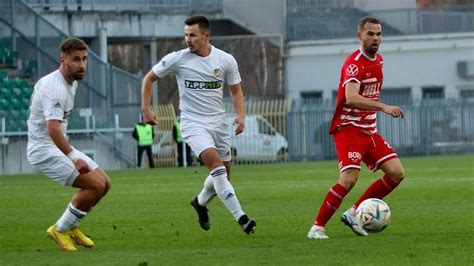 NB II aktuális tabella és csapatok logói