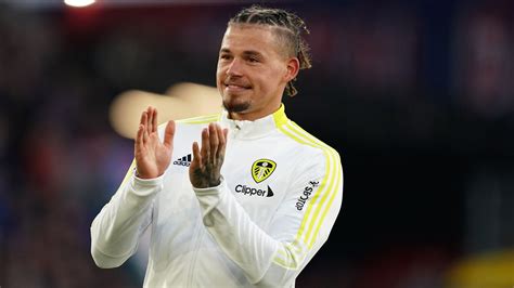 Kalvin Phillips a Leeds United mezében ünnepli a gólt