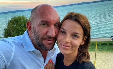 Berki Krisztián és Mazsi az egyik feladatban