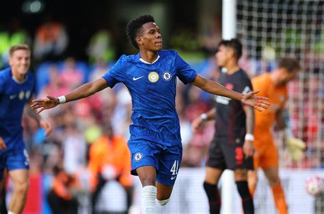 A Chelsea új igazolásai, Estevao Willian és Kendry Paez