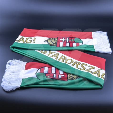 Egyedi feliratos szurkolói sál