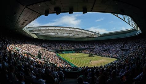 Wimbledon Centre Court játék közben