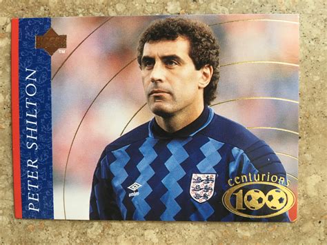 Híres sportolók, mint Peter Shilton a Futballáriumban